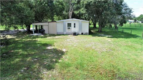 1215 E Red Rd, Labelle, FL 33935 photo 4