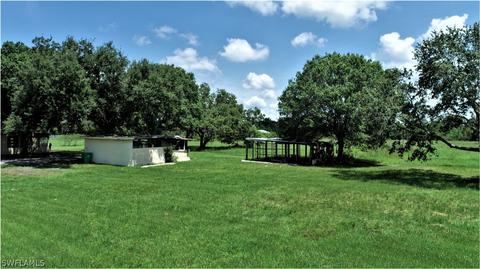 1215 E Red Rd, Labelle, FL 33935 photo 2