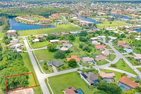 2942 Magdalina Dr, Punta Gorda, FL 33950