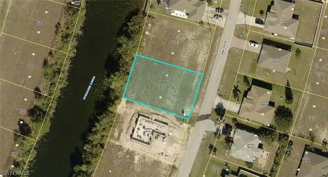2924 NW 4th Pl, Cape Coral, FL 33993