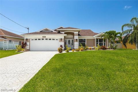 2216 SW 43rd St, Cape Coral, FL 33914