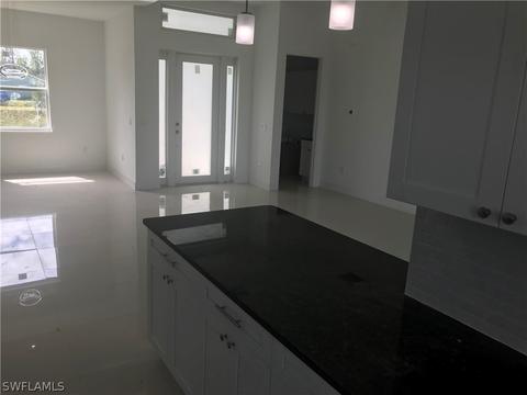 507 E 8th St, Lehigh Acres, FL 33972 photo 4