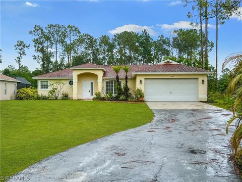 2350 Robin Dr, Naples, FL 34117 photo 1