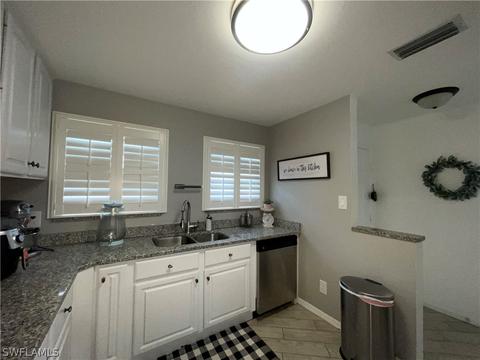 140 6th St, Naples, FL 34113 photo 4