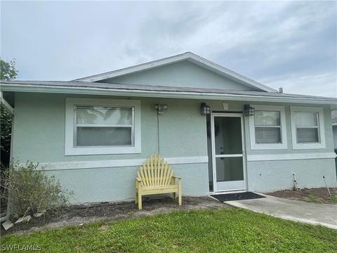 140 6th St, Naples, FL 34113 photo 1