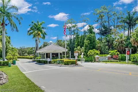 1201 Imperial Dr, Naples, FL 34110 photo 2