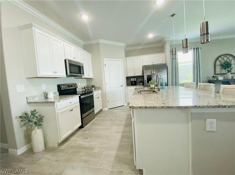 4028 E Hampton Cir, Alva, FL 33920 photo 10