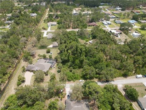 322 Jackson Ave, Lehigh Acres, FL 33936