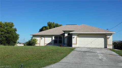 1907 SW 28th Ln, Cape Coral, FL 33914