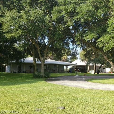Undisclosed, Moore Haven, FL 33471 photo 5