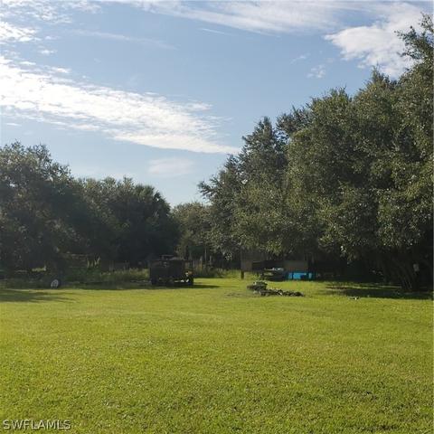 Undisclosed, Moore Haven, FL 33471 photo 2