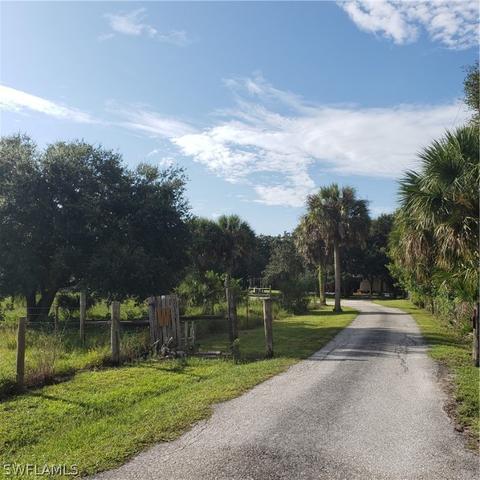 Undisclosed, Moore Haven, FL 33471 photo 3