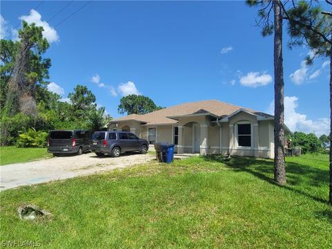 2137-2139 Fairway Dr, Lehigh Acres, FL 33973