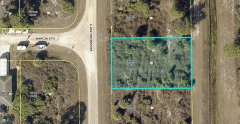 921 Bassinger Ave S, Lehigh Acres, FL 33974