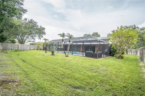 44 Wickliffe Dr, Naples, FL 34110 photo 21
