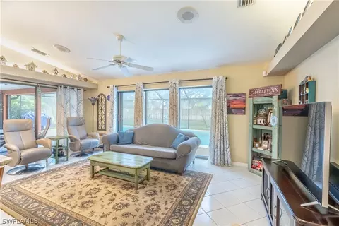 44 Wickliffe Dr, Naples, FL 34110 photo 8