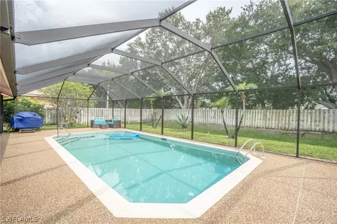 44 Wickliffe Dr, Naples, FL 34110 photo 18