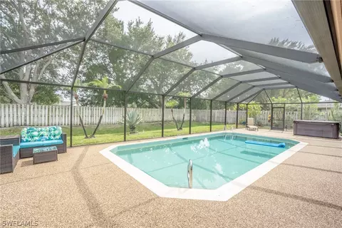 44 Wickliffe Dr, Naples, FL 34110 photo 16