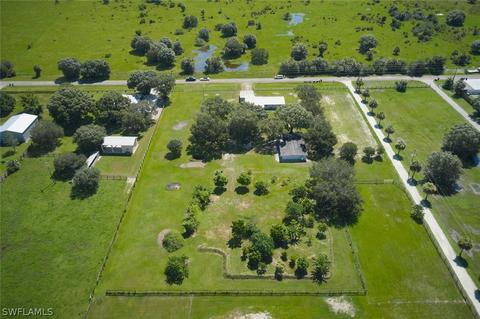 18601 Leetana Rd, North Fort Myers, FL 33917