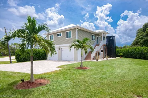 24500 Dolphin St, Bonita Springs, FL 34134