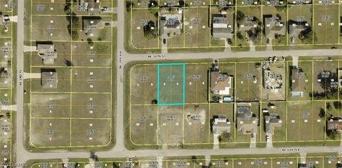 306 NE 10th St, Cape Coral, FL 33909