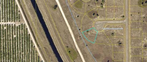 507 Leon Ct, Labelle, FL 33935 photo 2