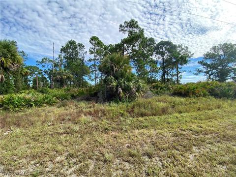 1215 Cellini St E, Lehigh Acres, FL 33974