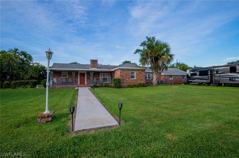 205 Esperanza Ave, Clewiston, FL 33440 photo 3