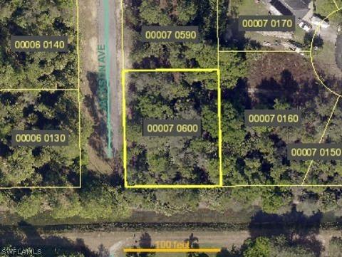 400 Jackson Ave, Lehigh Acres, FL 33972