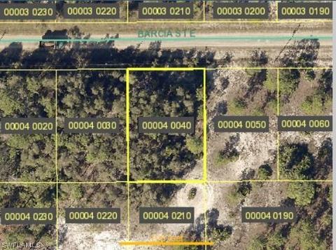 712 Barcia St E, Lehigh Acres, FL 33974