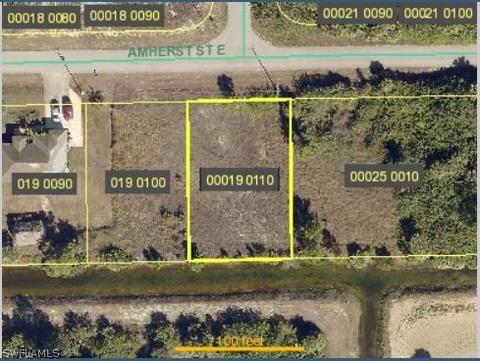 1228 Amherst St E, Lehigh Acres, FL 33974