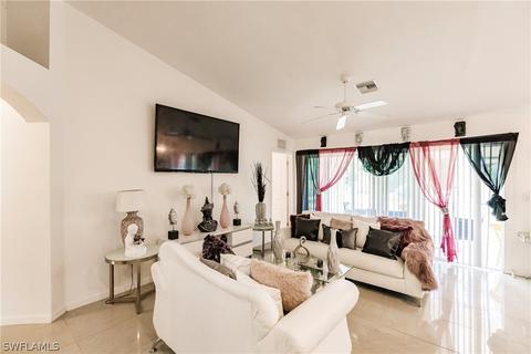 2502 E 3rd St, Lehigh Acres, FL 33936 photo 4