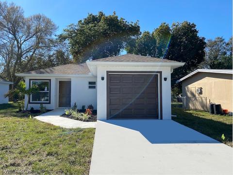 3713 Bell St, Fort Myers, FL 33916
