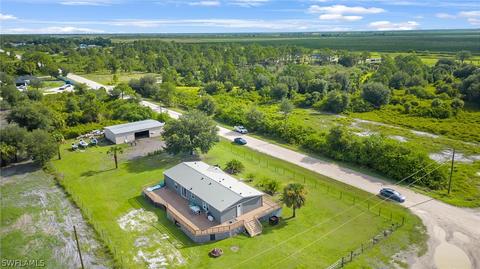 7716 13th Ter, Labelle, FL 33935 photo 2