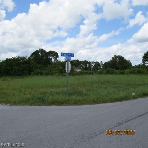 Corner Lot, Lehigh Acres, FL 33976
