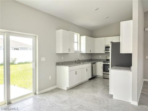 9010 E Broad Cir, Labelle, FL 33935 photo 10
