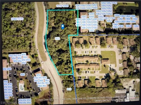 955 Hancock Creek South Blvd, Cape Coral, FL 33909