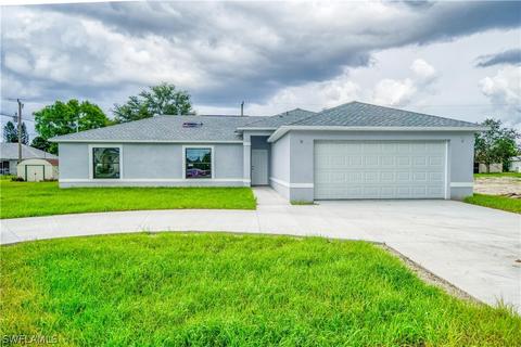 1131 NE 37th Ter, Cape Coral, FL 33909