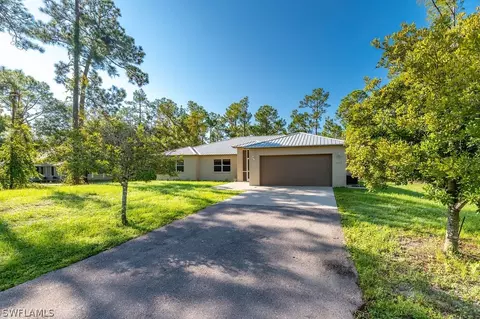 1070 22nd Ave NE, Naples, FL 34120