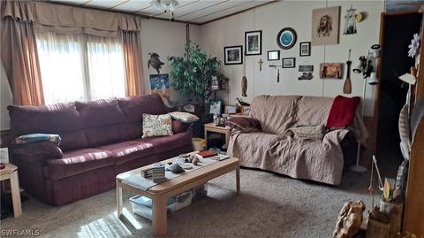 1007 Aster Ave, Moore Haven, FL 33471 photo 2