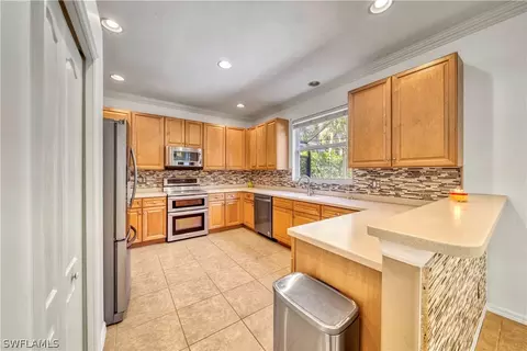 9902 Colonial Walk S, Estero, FL 33928 photo 6