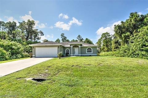 1236 Chrisholm St E, Lehigh Acres, FL 33974