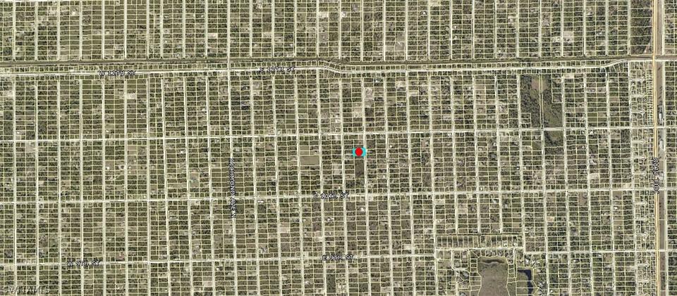 1017 Maple Ave N, Lehigh Acres, FL 33972 photo 2