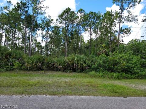 509 Montclair Ave S, Lehigh Acres, FL 33974