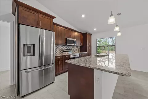 7610 21st Ter, Labelle, FL 33935 photo 7