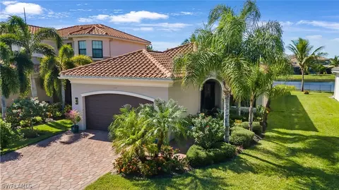 4463 Crimson Ave, Naples, FL 34119 photo 2