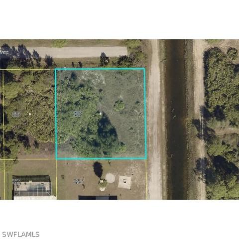 2501 41st St SW, Lehigh Acres, FL 33976
