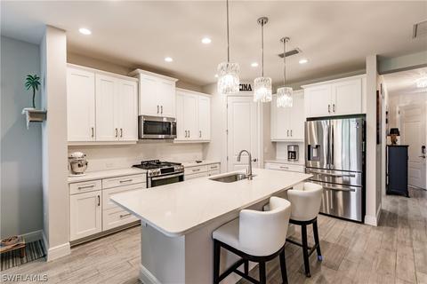 2258 Marquesa Cir, Naples, FL 34112 photo 13