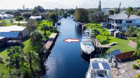 1101 E Anchor Ln, Moore Haven, FL 33471 photo 4