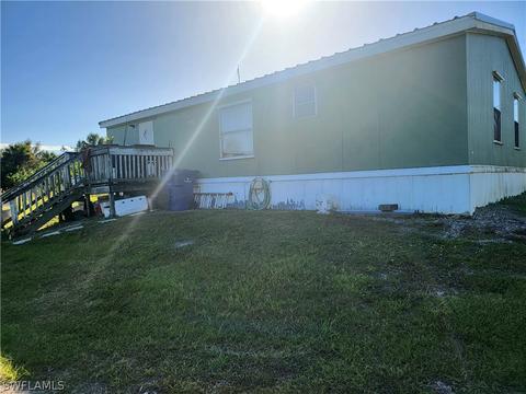 1302 Click Dr, Moore Haven, FL 33471 photo 2
